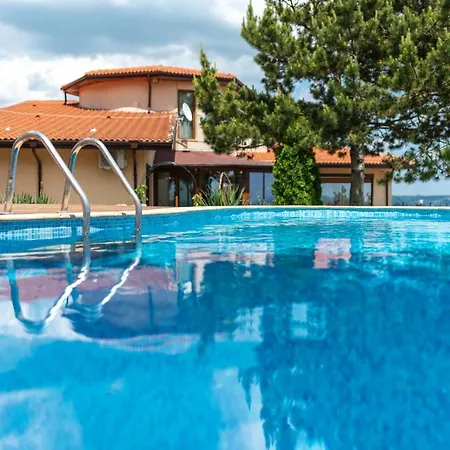 Sunny House Izgrev Balchik