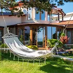 Sunny House Izgrev * بالشيك