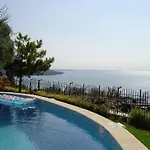 Sunny House Izgrev بالشيك