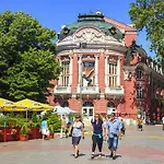 Sunny House Izgrev Villa *