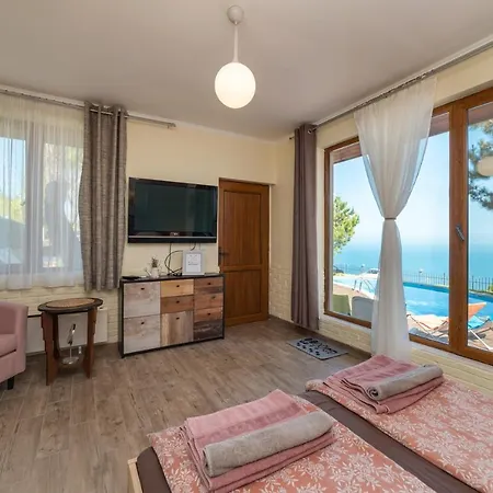 Sunny House Izgrev