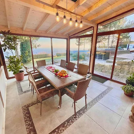 Sunny House Izgrev * Balchik