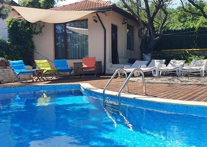 Sunny House Izgrev Villa *