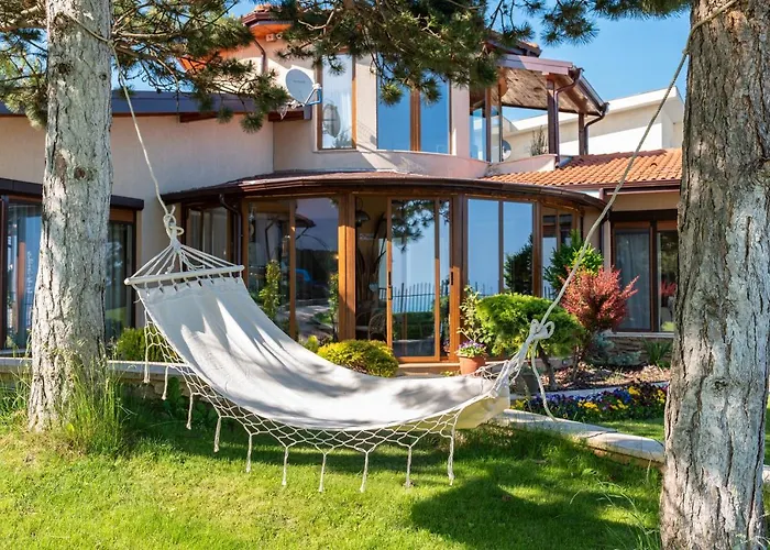 Sunny House Izgrev * Balchik